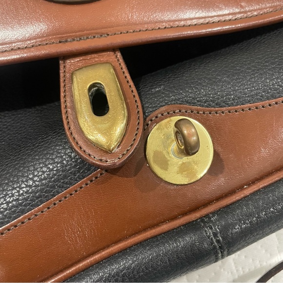 Vintage Dooney & Bourke AWL Carrier Shoulder Bag in Black with Burnt Cedar trim - Picture 10 of 14